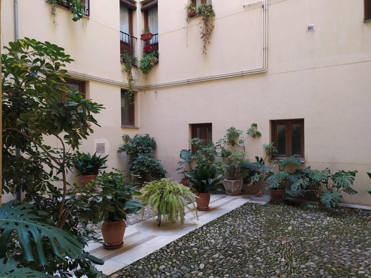 Apartamento 4 Balconies House, And Near The Alhambra Granada